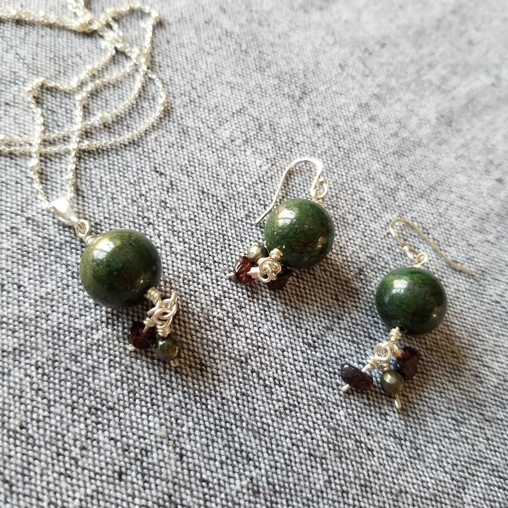 New bloodstone and garnet gemstone earrings and necklace, sterling silver